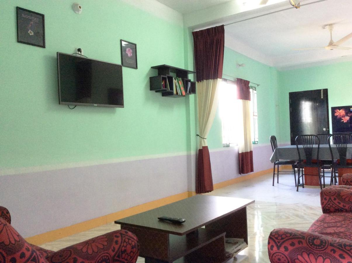 Apartment - Homestays Силхет Экстерьер фото